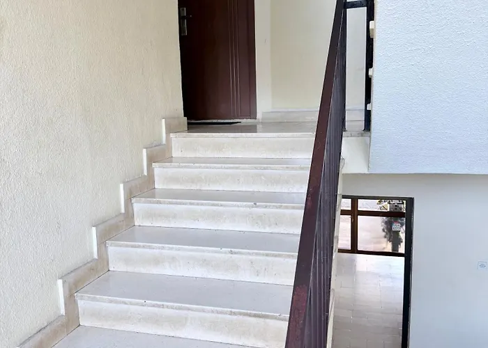 Modern Free Parking Near Center Daire *