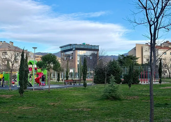 Modern Free Parking Near Center Podgoriçe
